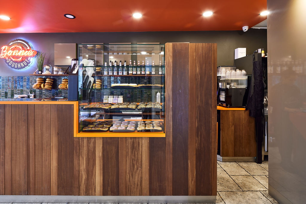 Agencement Bonnie Doughnut — Bar & Restaurant