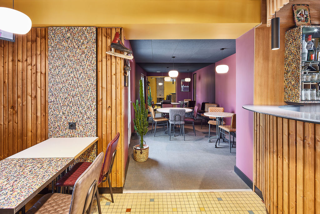 Agencement Café Sport — Bar & Restaurant — Photo 11