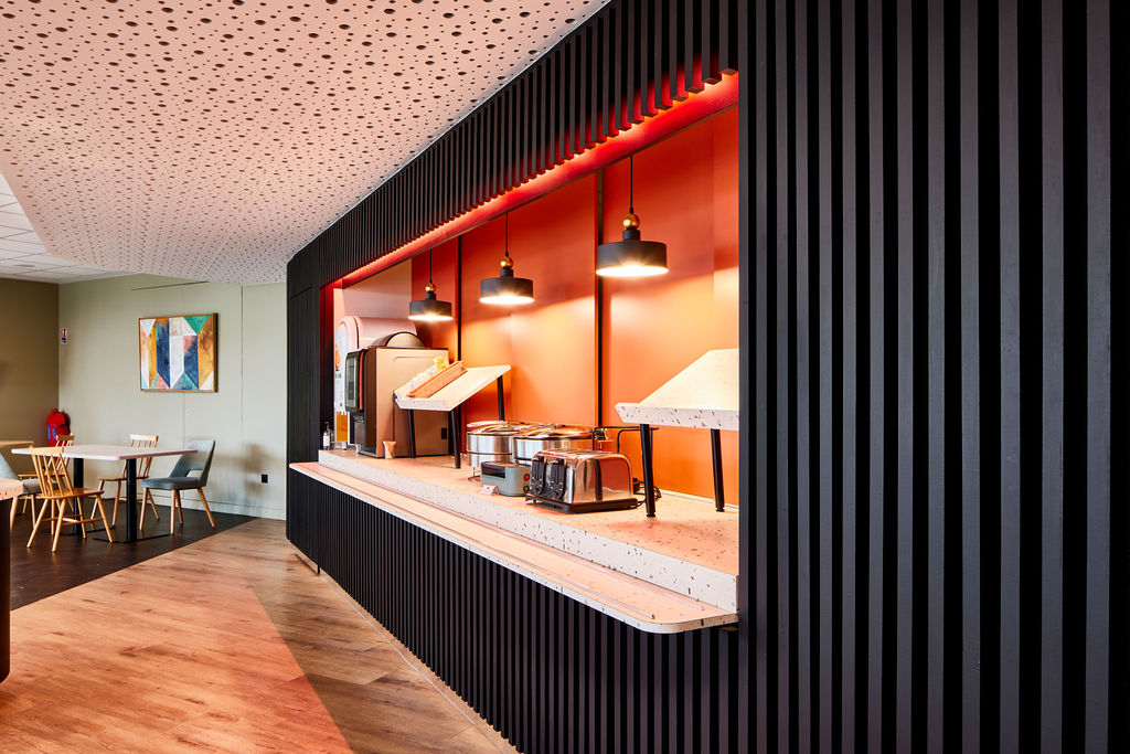 Hôtel Akena — Hôtel