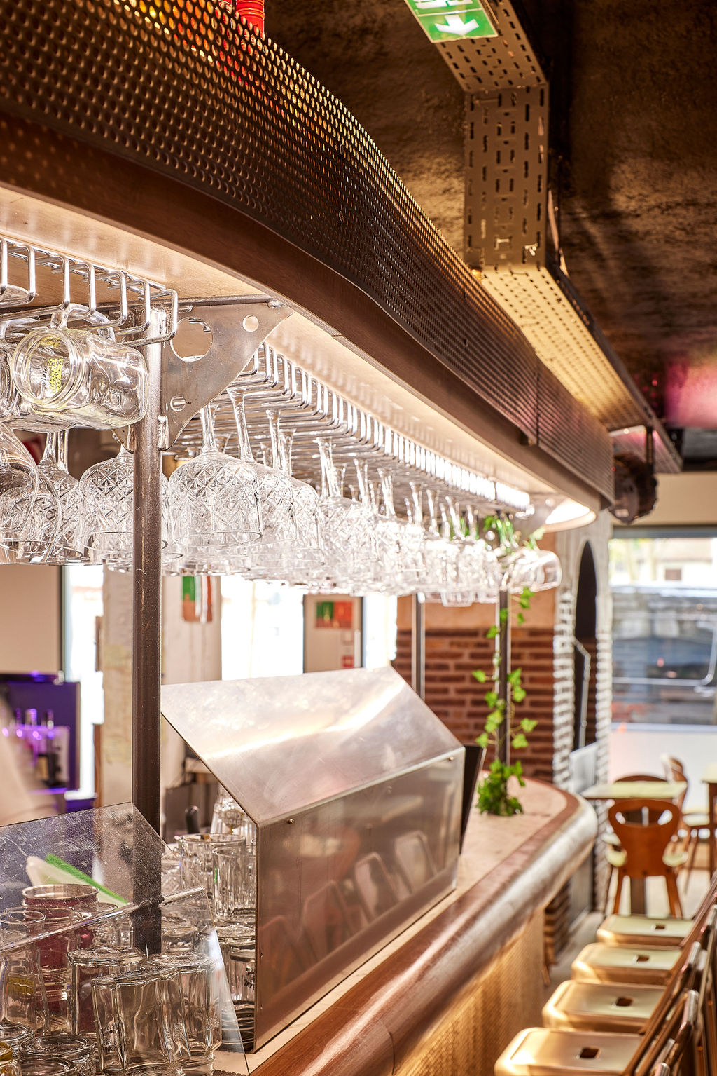 Agencement Midi Ô Halles — Bar & Restaurant — Photo 11