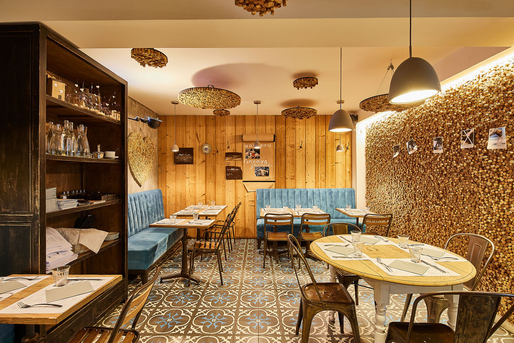 Agencement Pizzeria Oino — Bar & Restaurant — Photo 3